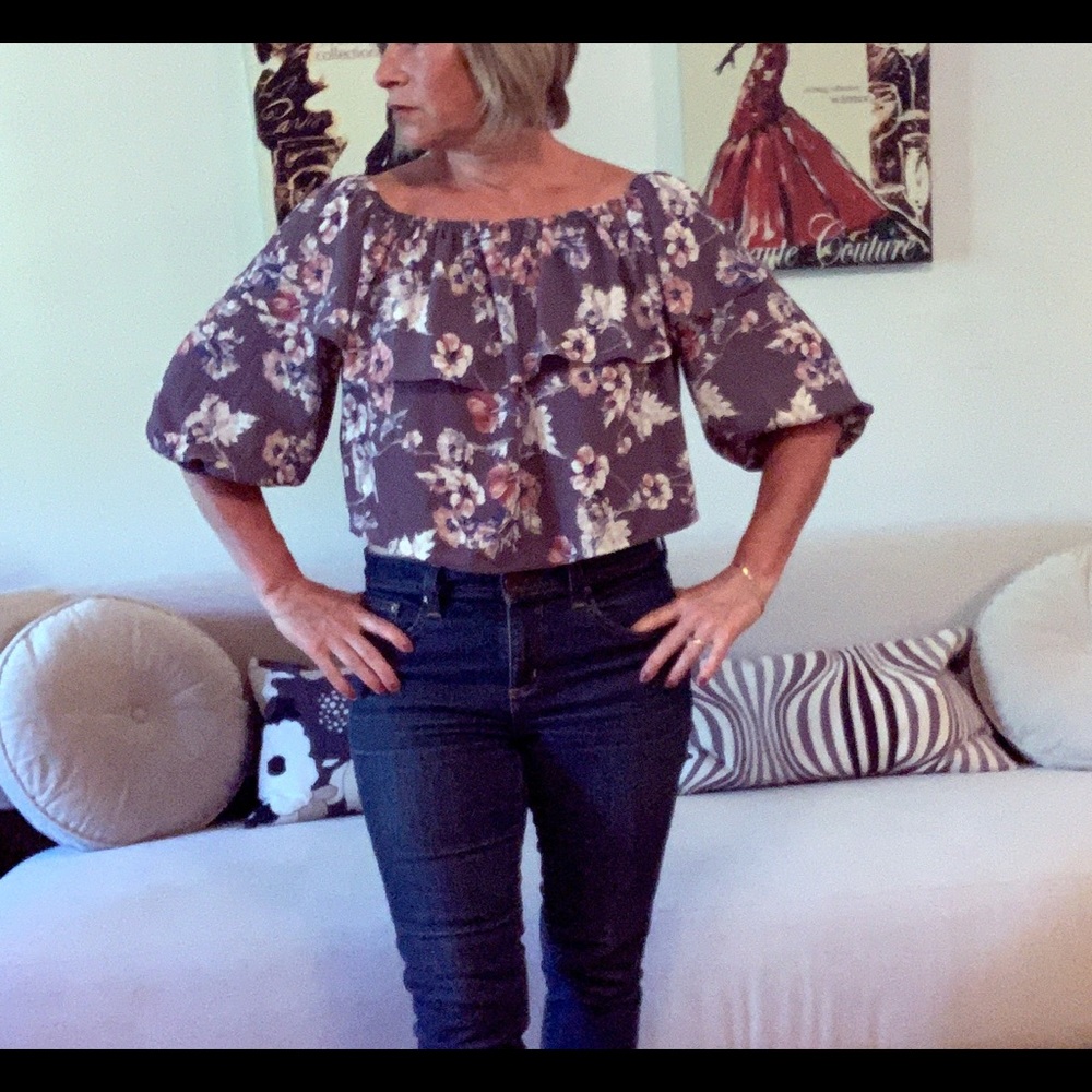 ASOS - Rokoko off the shoulder blouse - Picture 3 of 7